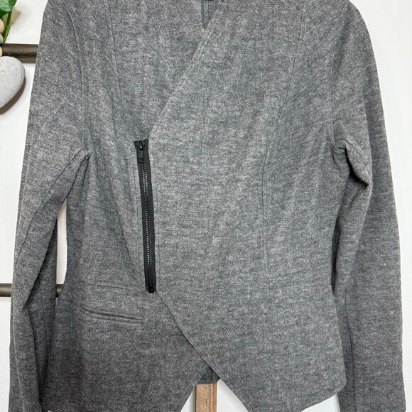 Cabi Style 3556 Rebel Long Sleeve Gray Jacket‎ Size Small - Picture 3 of 9